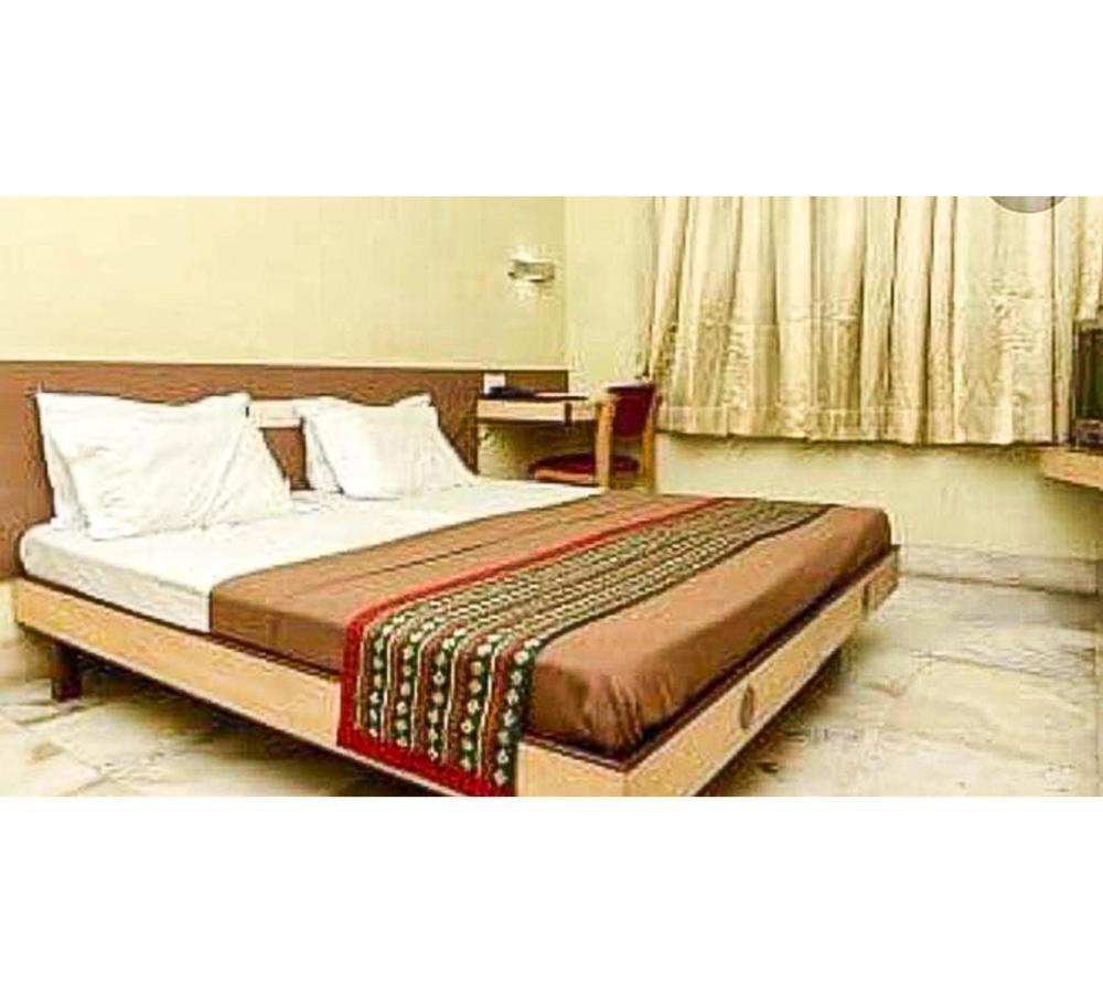 Ballia Hotel Chandrawali By Wb Inn מראה חיצוני תמונה